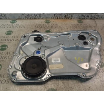 ELEVALUNAS DELANTERO DERECHO 