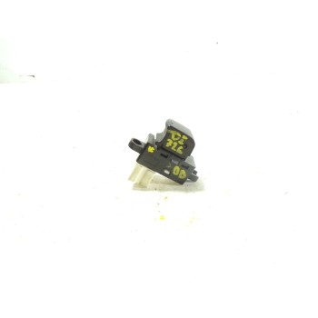 MANDO ELEVALUNAS DELANTERO DERECHO 254111FA0A 