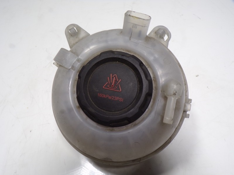 Recambio de deposito expansion para volkswagen golf vii lim. 1.0 tsi referencia OEM IAM 5Q0121407F 5Q0121407F 