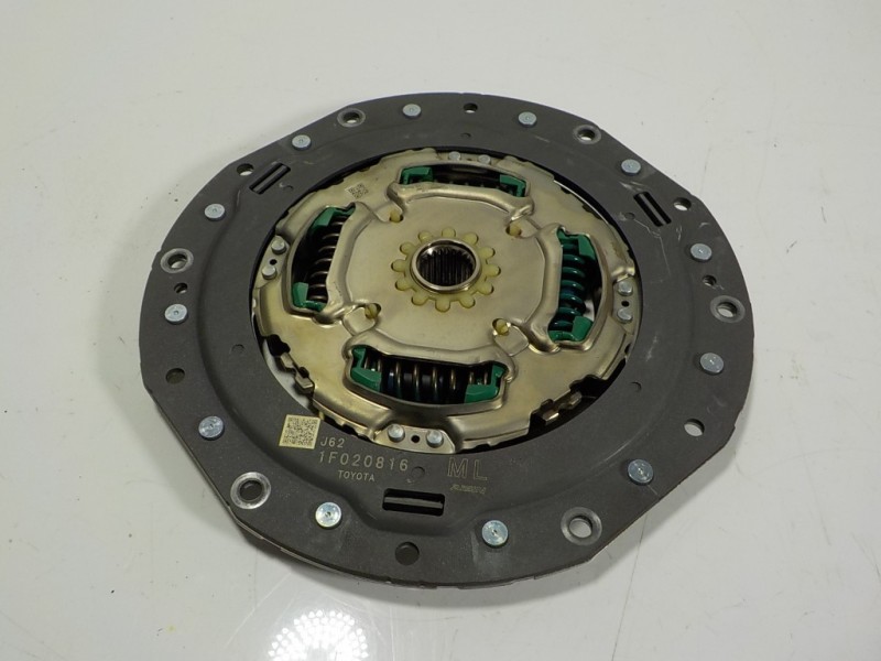 Recambio de kit embrague para toyota rav4 hybrid 4x2 advance referencia OEM IAM  1F020816 