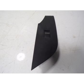 MANDO ELEVALUNAS DELANTERO DERECHO 7423142340 7423142340 