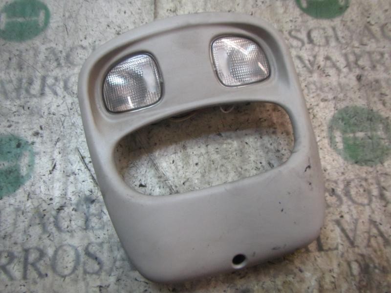 Recambio de piloto interior para chrysler jeep cherokee (kj) 2.5 crd cat referencia OEM IAM   