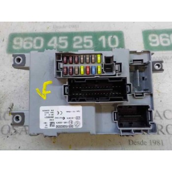 CAJA RELES / FUSIBLES 51938355 52015894 005196383550