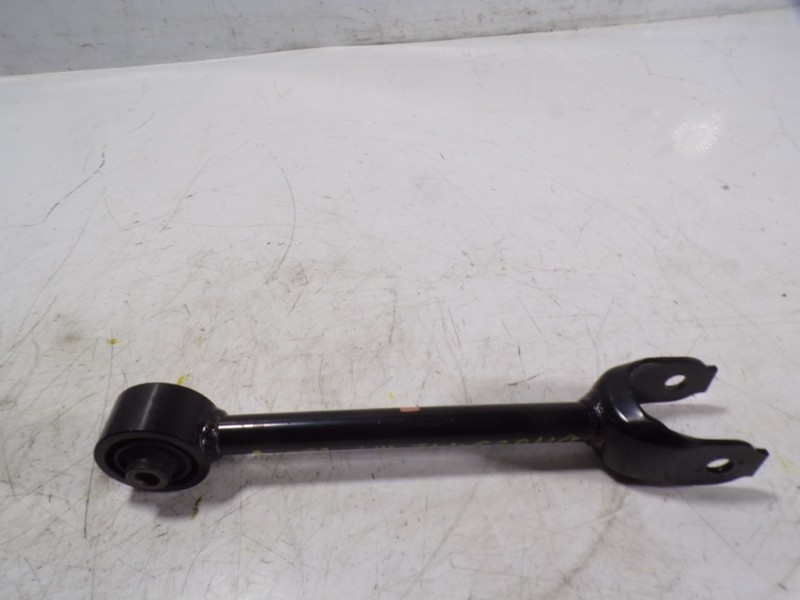 Recambio de brazo suspension inferior trasero izquierdo para lexus ux (za10) 250h e-four referencia OEM IAM 4871076030  