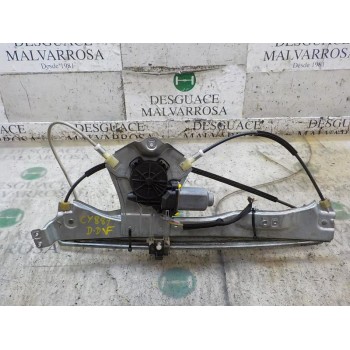 ELEVALUNAS DELANTERO DERECHO 