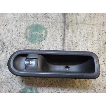 MANDO ELEVALUNAS DELANTERO DERECHO 