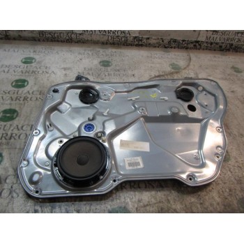 ELEVALUNAS DELANTERO DERECHO 