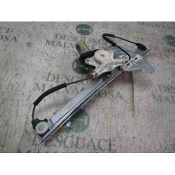 ELEVALUNAS DELANTERO DERECHO 824021W310 824601W300 