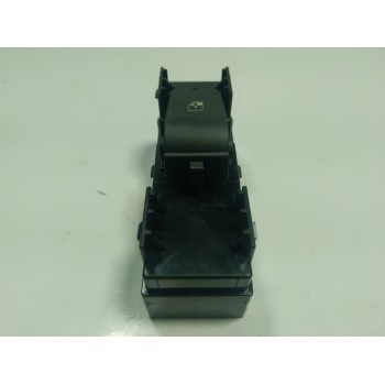 MANDO ELEVALUNAS DELANTERO DERECHO 93581G3010PMP 93581G3010 