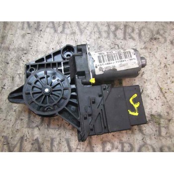 MOTOR ELEVALUNAS TRASERO DERECHO 