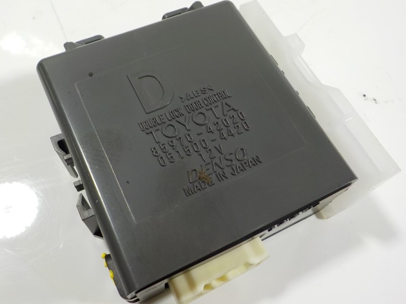 Recambio de modulo electronico para lexus nx 300h 2wd referencia OEM IAM 8597042020 8597042020 0515004420