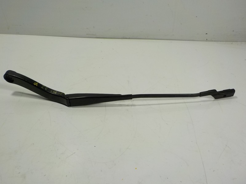 Recambio de brazo limpia delantero izquierdo para fiat talento kasten (296) 1.6 turbodiesel multijet referencia OEM IAM 60006177