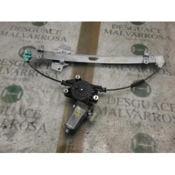 ELEVALUNAS DELANTERO IZQUIERDO 824011G010 