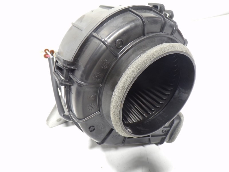 Recambio de motor calefaccion para toyota rav4 hybrid 4x2 advance referencia OEM IAM G923033050 G923033050 