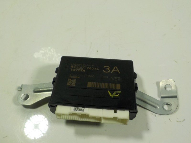 Recambio de modulo electronico para lexus nx 300h 2wd referencia OEM IAM 8922278040 8922278040 