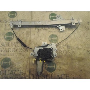 ELEVALUNAS DELANTERO DERECHO 