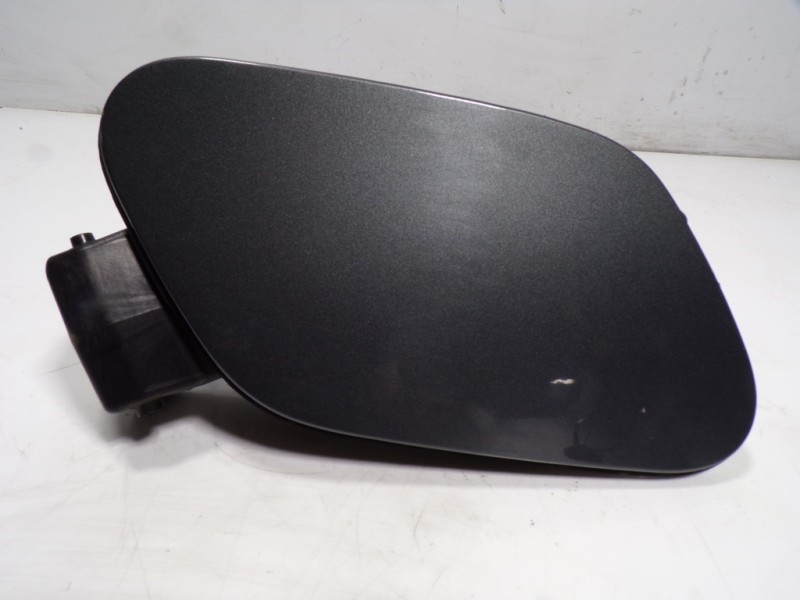 Recambio de tapa combustible para volkswagen golf vii lim. 1.0 tsi referencia OEM IAM 5G0809909GRU  