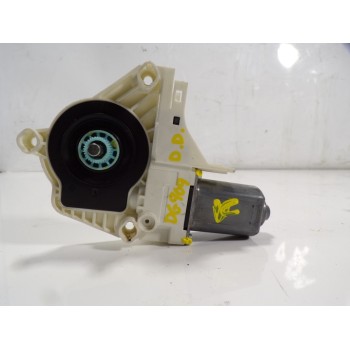 MOTOR ELEVALUNAS DELANTERO DERECHO 8K0959802B 8K0959802B 