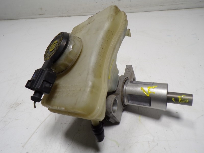 Recambio de bomba freno para audi a4 ber. (b8) 2.0 16v tdi referencia OEM IAM 8K0611301A 8K0611301A 8K0611021A