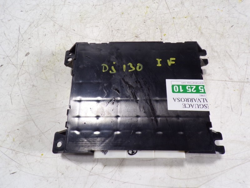 Recambio de modulo electronico para land rover discovery 4 tdv6 se referencia OEM IAM LR013882 AH2218D493AC 