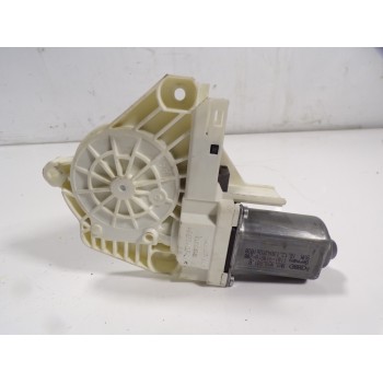 MOTOR ELEVALUNAS DELANTERO IZQUIERDO 8K0959801B 8K0959801B 