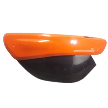 PUERTA DELANTERA DERECHA 