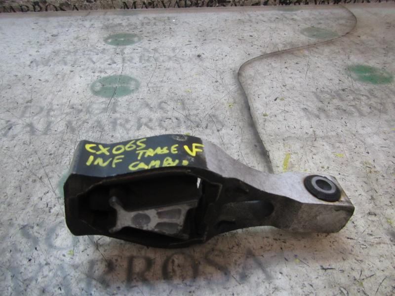 Recambio de soporte cambio para peugeot 308 active referencia OEM IAM 9805734780  