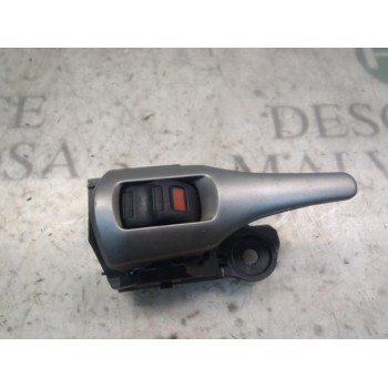 MANETA INTERIOR DELANTERA IZQUIERDA 