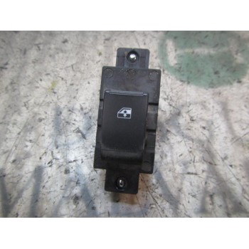 MANDO ELEVALUNAS DELANTERO DERECHO 96628738 