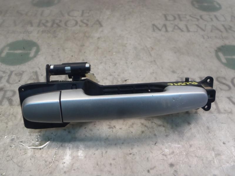 Recambio de maneta exterior delantera derecha para toyota auris luna referencia OEM IAM   