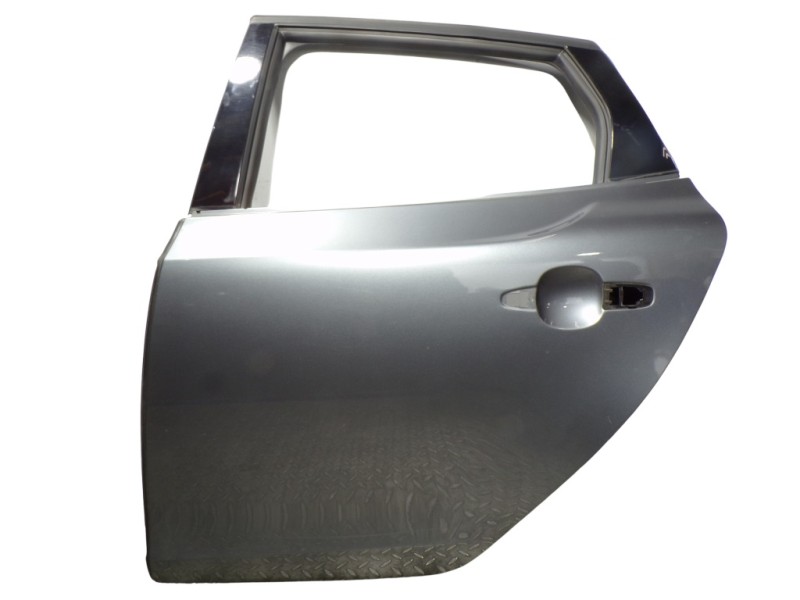 Recambio de puerta trasera izquierda para volvo v40 cross country 1.6 diesel cat referencia OEM IAM 32321999  