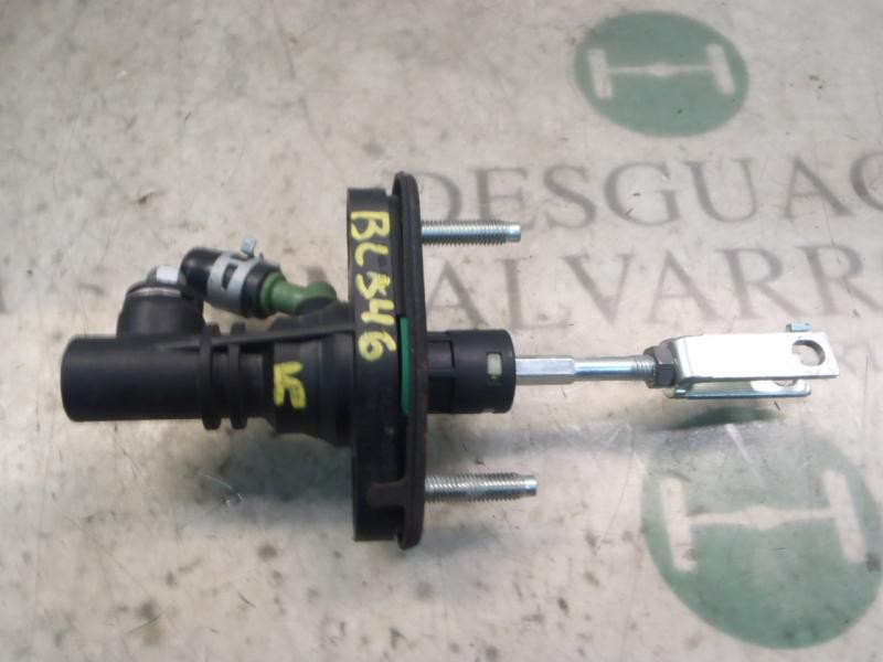 Recambio de bomba embrague para toyota auris luna referencia OEM IAM   