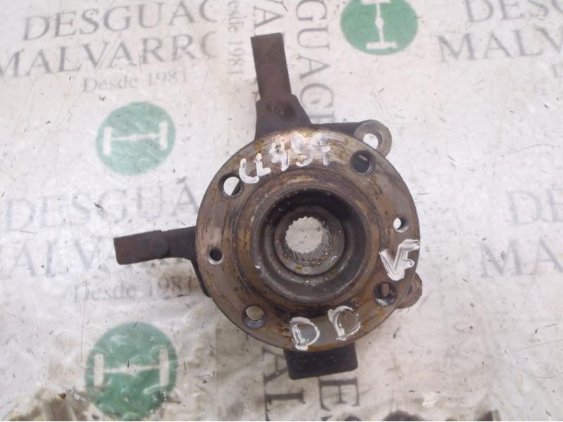 Recambio de mangueta delantera derecha para renault clio iii confort dynamique referencia OEM IAM   