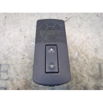 MANDO ELEVALUNAS TRASERO IZQUIERDO 