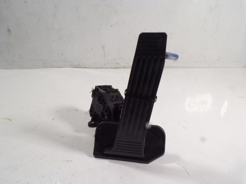 Recambio de potenciometro pedal para lexus ux (za10) 250h e-four referencia OEM IAM 7811076051 7811076051 2701001170