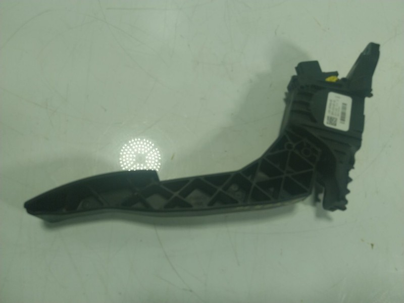 Recambio de potenciometro pedal para ford kuga st-line x plug-in hybrid referencia OEM IAM 2539228 LX619F836AB 