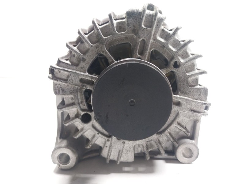 Recambio de alternador para bmw 5 (f10) 520 d referencia OEM IAM 12318507625  