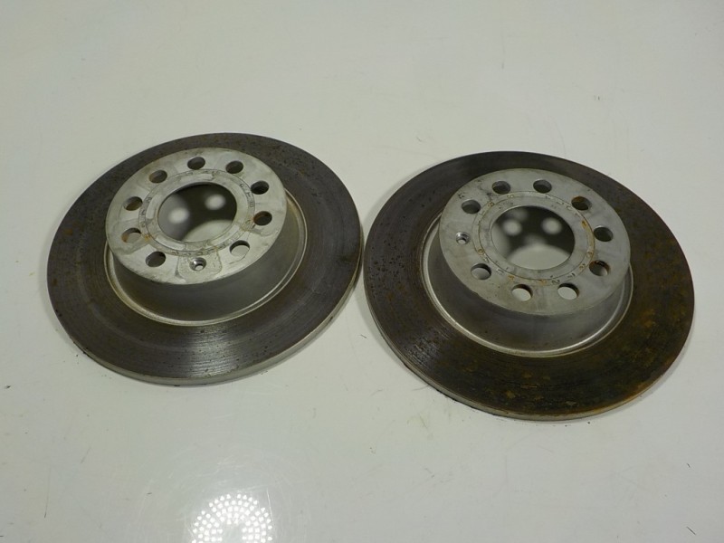 Recambio de disco freno delantero para seat leon sportstourer (kl8) 2.0 tdi referencia OEM IAM 5WA615301B  