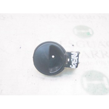 MANETA INTERIOR DELANTERA DERECHA 