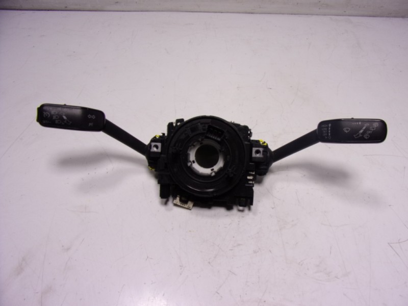 Recambio de mando intermitentes para seat leon (5f1) 2.0 tdi referencia OEM IAM 5Q0953513RIGI 5Q0953507GD 5Q0953549E