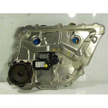 ELEVALUNAS TRASERO DERECHO 4E0839462C 4E0959802D