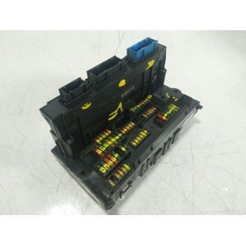 CAJA RELES / FUSIBLES 61149234421 923442101 