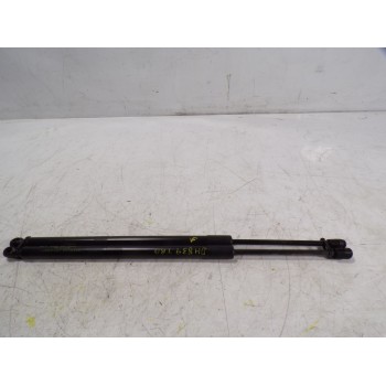 AMORTIGUADORES MALETERO / PORTON 689500R060 689600R060 