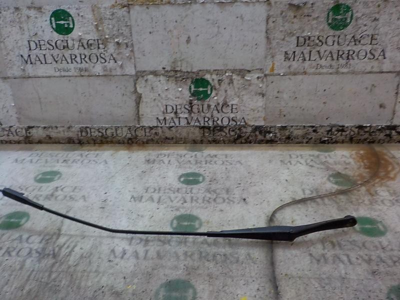 Recambio de brazo limpia delantero derecho para fiat grande punto (199) 1.4 cat referencia OEM IAM 51701423  