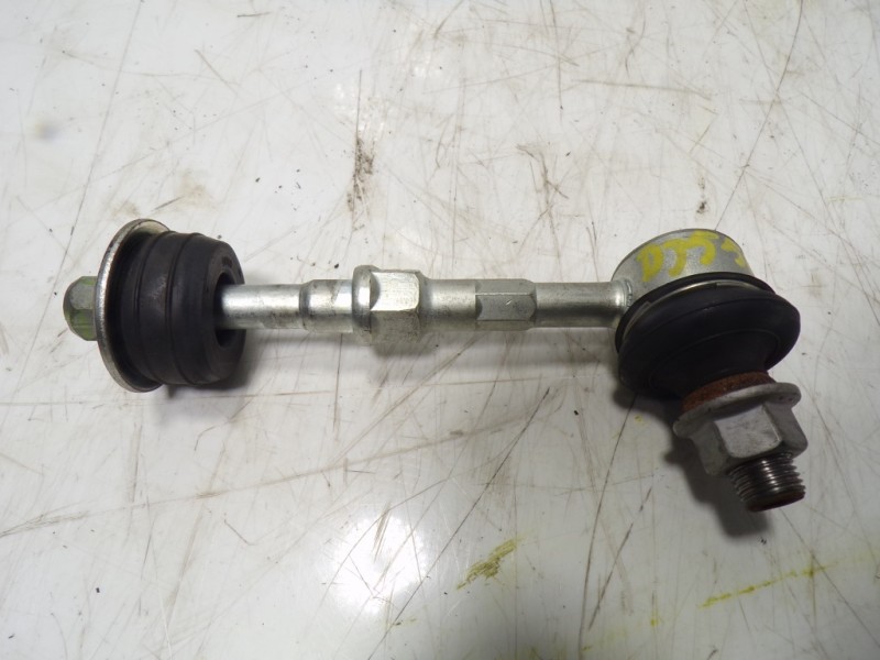 Recambio de tirante trasero derecho para lexus nx 300h 2wd referencia OEM IAM 4883042022  