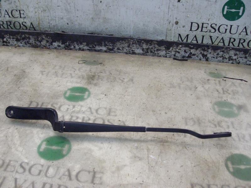 Recambio de brazo limpia delantero derecho para volkswagen polo berlina (6n2) trendline referencia OEM IAM   