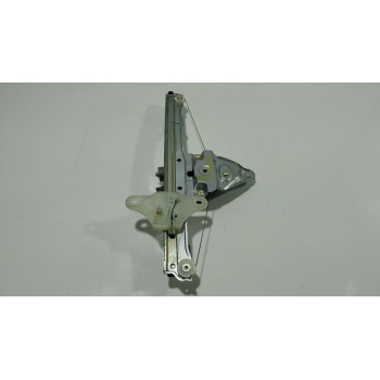 ELEVALUNAS DELANTERO DERECHO 807206412R 