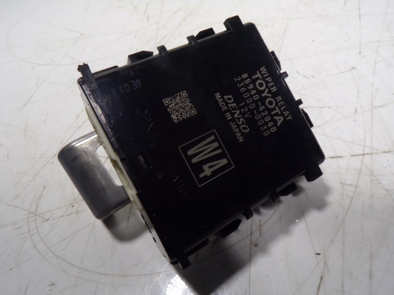 Recambio de modulo electronico para toyota rav4 hybrid 4x2 advance referencia OEM IAM 8594042040 8594042040 2360000030