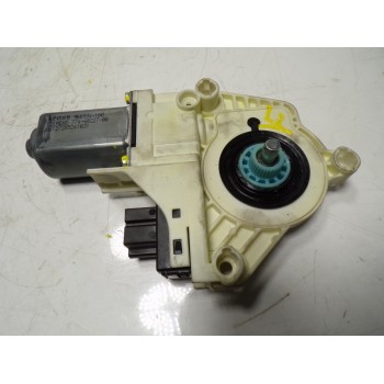 MOTOR ELEVALUNAS DELANTERO DERECHO 8K0959802A 8K0959802 