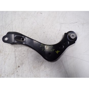 BRAZO SUSPENSION SUPERIOR TRASERO DERECHO 4877042050 